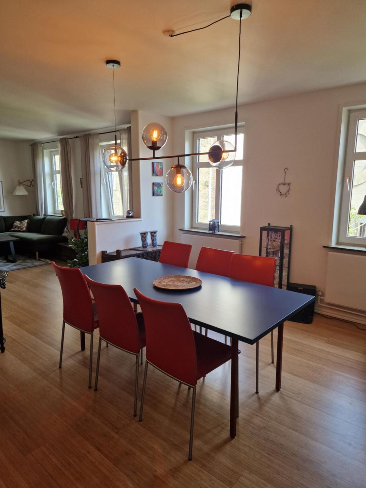 Apartment Paen Med Gratis Parkering *